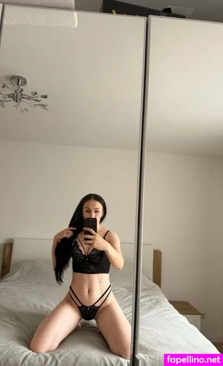 Heidi Hott OnlyFans Thumbnail #9BYGx1COJf