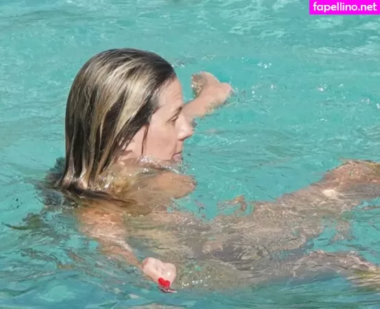 Heidi Klum OnlyFans Thumbnail #0EyaDMZOsx