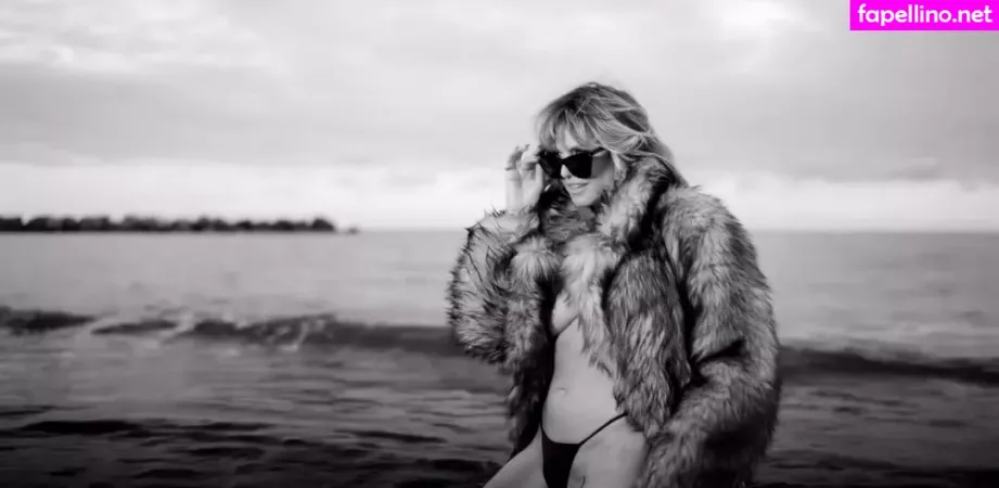 Heidi Klum OnlyFans Thumbnail #6TqmvbTDWT