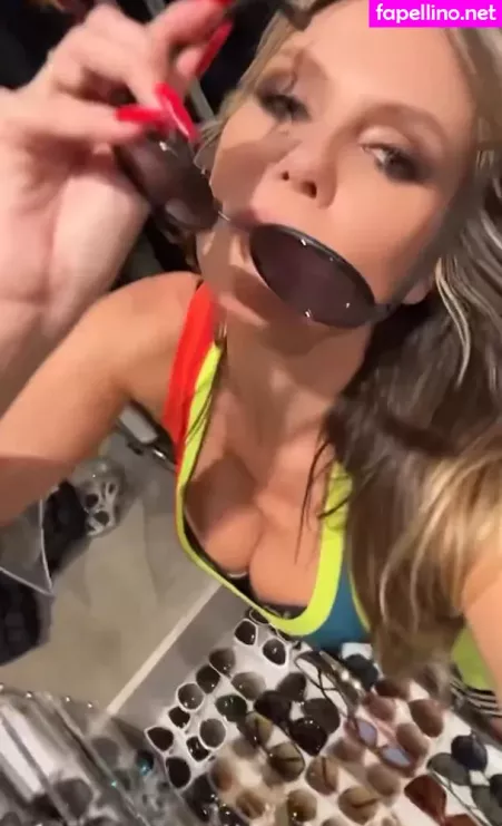 Heidi Klum OnlyFans Thumbnail #FXAYXUUwMz