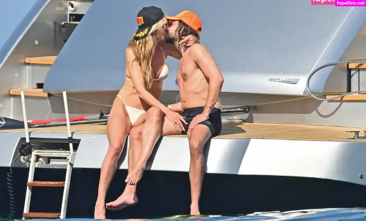 Heidi Klum OnlyFans Thumbnail #J4NVscLB1u