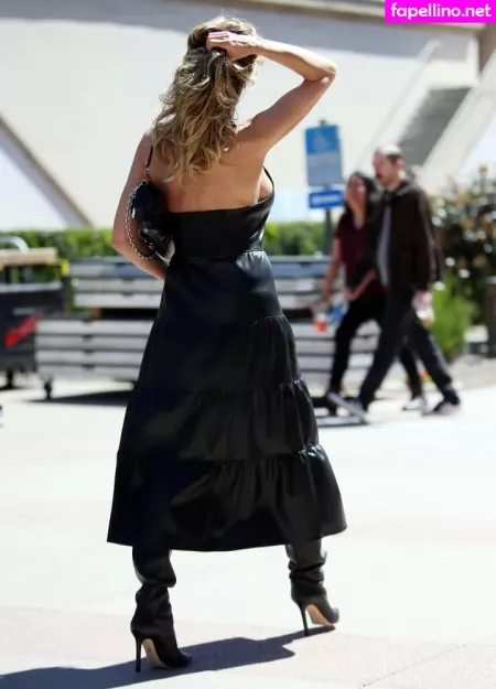 Heidi Klum OnlyFans Thumbnail #KhI7cYpNhW