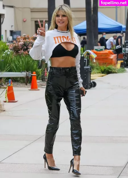 Heidi Klum OnlyFans Thumbnail #LCBsVtwENa