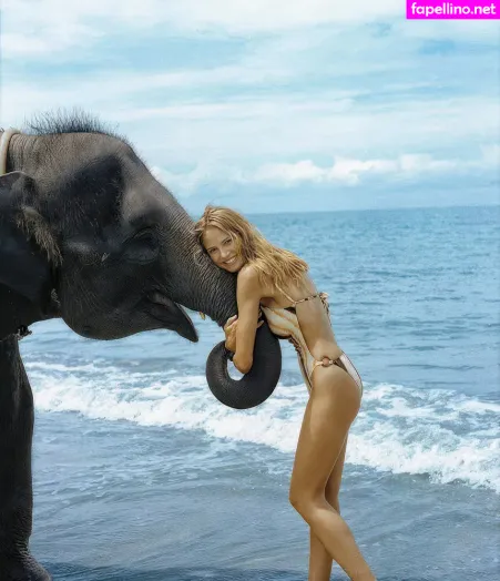 Heidi Klum OnlyFans Thumbnail #PCGYp7icXn