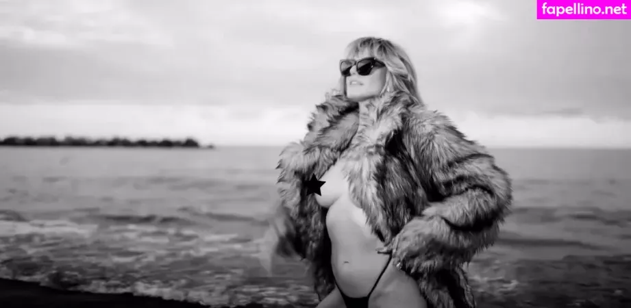 Heidi Klum OnlyFans Thumbnail #QuE5bsltCS