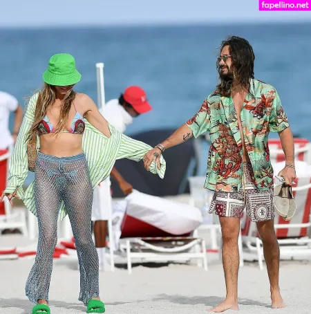 Heidi Klum OnlyFans Thumbnail #W7Ox9xQzpW
