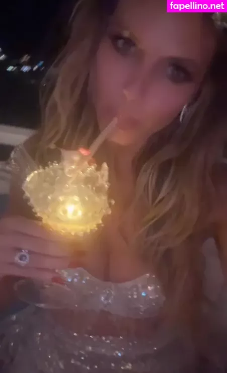 Heidi Klum OnlyFans Thumbnail #b34L3I4TYT