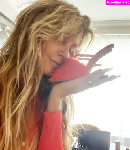 Heidi Klum OnlyFans Thumbnail #lVBPDLMQvU