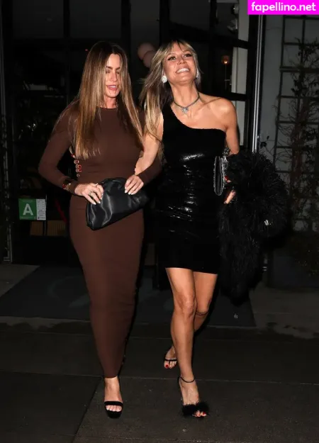 Heidi Klum OnlyFans Thumbnail #q54iLN1FXr