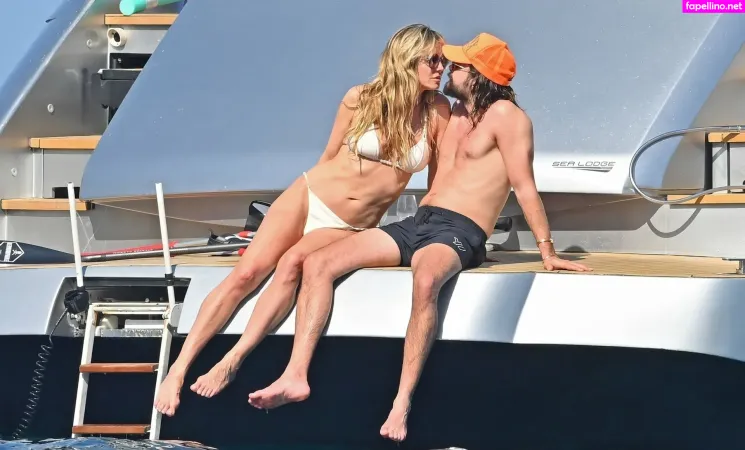 Heidi Klum OnlyFans Thumbnail #ttvnMWxi3H