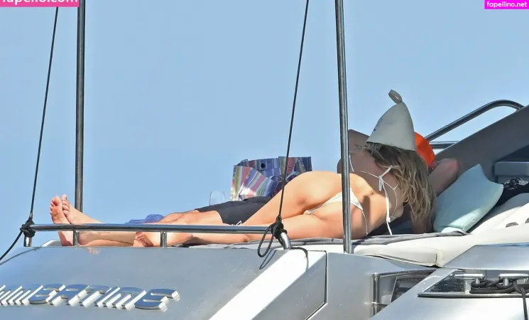 Heidi Klum OnlyFans Thumbnail #uMdUrkP271