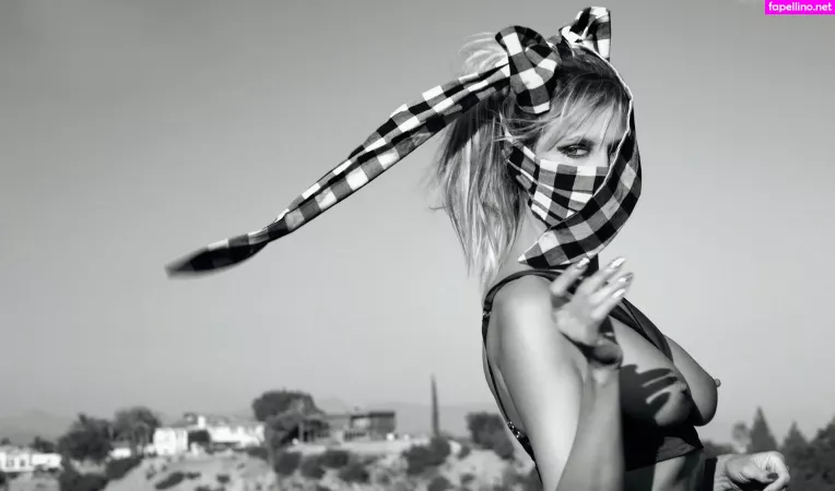 Heidi Klum OnlyFans Thumbnail #xPDdcQGQgY