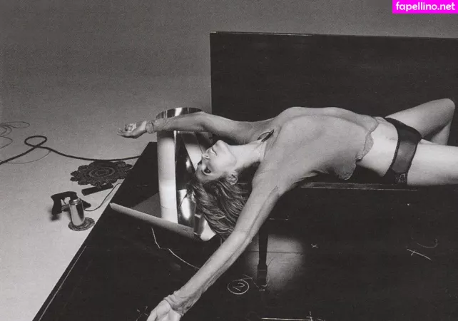 Heidi Klum OnlyFans Thumbnail #zHBuAYMwqZ