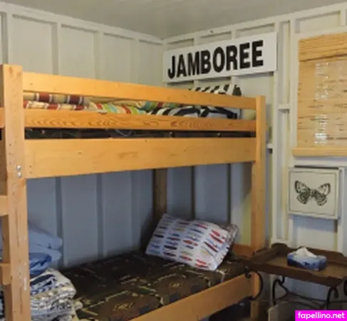 Heidi Wow Main Profile Photo