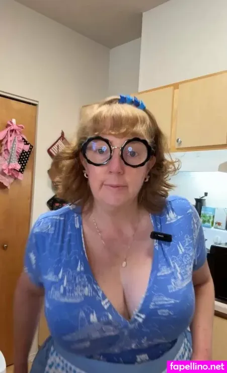 Heididutytime OnlyFans Thumbnail #2x4WcQoOM5