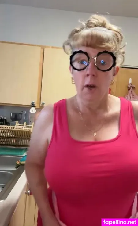 Heididutytime OnlyFans Thumbnail #eEw911zGrc