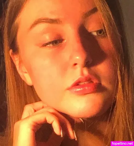 Helayna Birkett OnlyFans Thumbnail #IO85LUGt8n