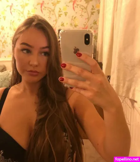 Helayna Birkett OnlyFans Thumbnail #PdbP9WI8Dt