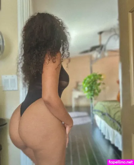 Helayna Marie 1 OnlyFans Thumbnail #TzE5Som6TL