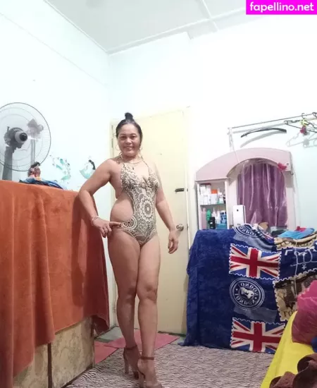 Helen Bundle OnlyFans Thumbnail #geDFAFvBmQ