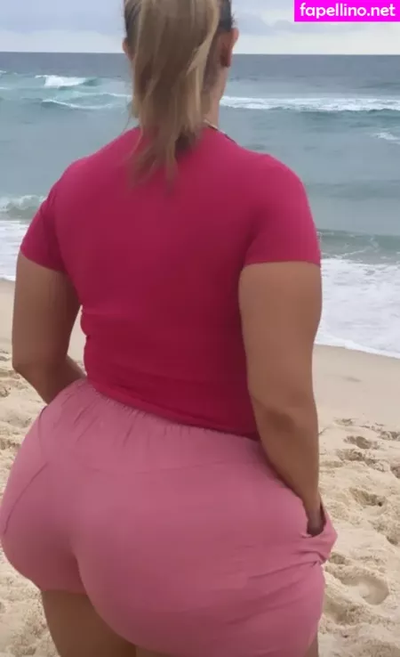 Helen Cristina OnlyFans Thumbnail #VCQOosLVos