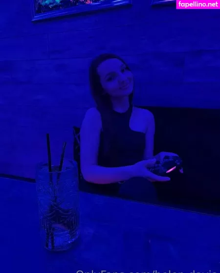 Helen Davis OnlyFans Thumbnail #hRSdYduJpD