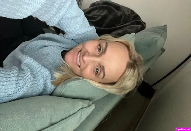 Helen De OnlyFans Thumbnail #4QgiTeEfPS