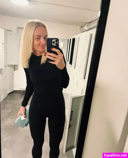 Helen De OnlyFans Thumbnail #Empq5fu4xG