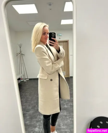 Helen De Main Profile Photo