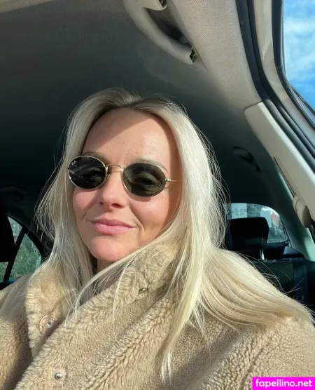 Helen De OnlyFans Thumbnail #LEihpOJOJf