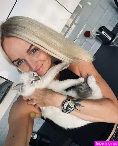 Helen De OnlyFans Thumbnail #yeZNoHleBj