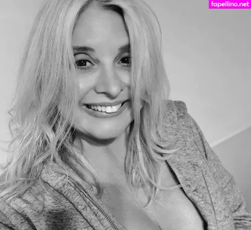 Helen Eleni OnlyFans Thumbnail #v61NctcPII