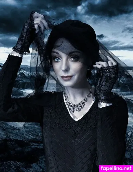 Helen George OnlyFans Thumbnail #KNTnZbkAxF