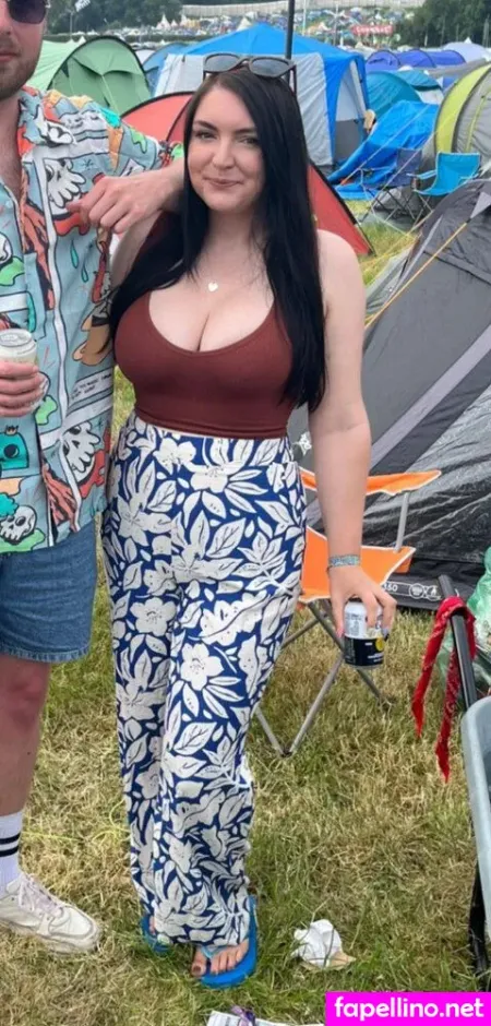 Helen Jones OnlyFans Thumbnail #ofntTUPdc0