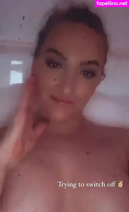 Helen Scott OnlyFans Thumbnail #x7JIjQEZip