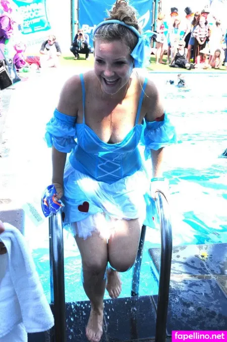 Helen Skelton OnlyFans Thumbnail #l5yEkHNwgR