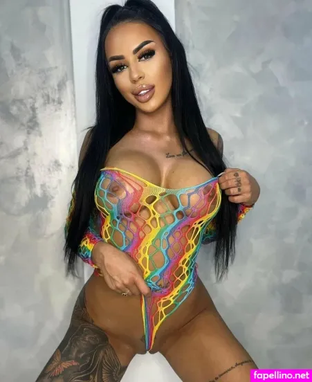 Helen37free OnlyFans Thumbnail #SNRmemhOCv