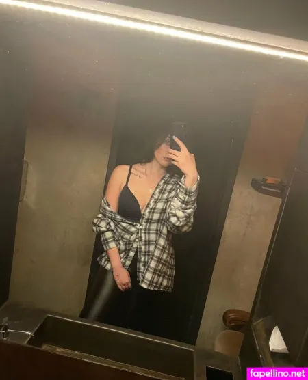 Helen448 OnlyFans Thumbnail #J8tm5plvxZ