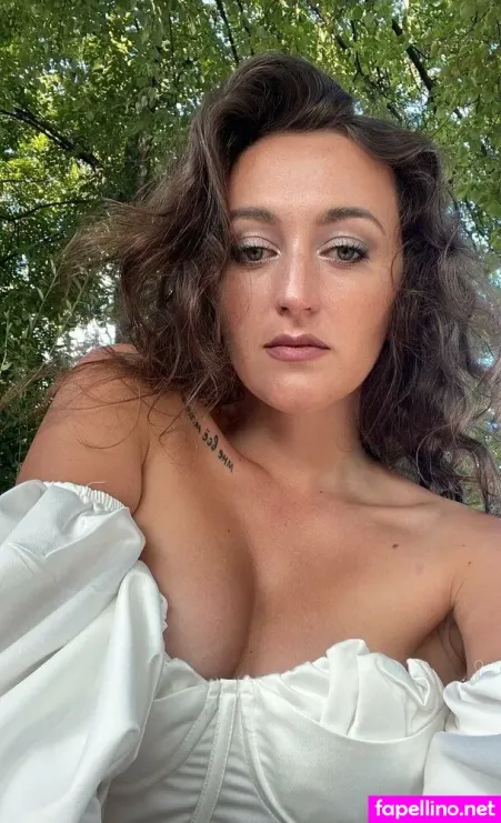 Helen448 OnlyFans Thumbnail #hUuxmQiyce