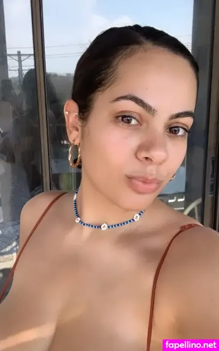 Helena Calabia OnlyFans Thumbnail #N5QvwoCBdP