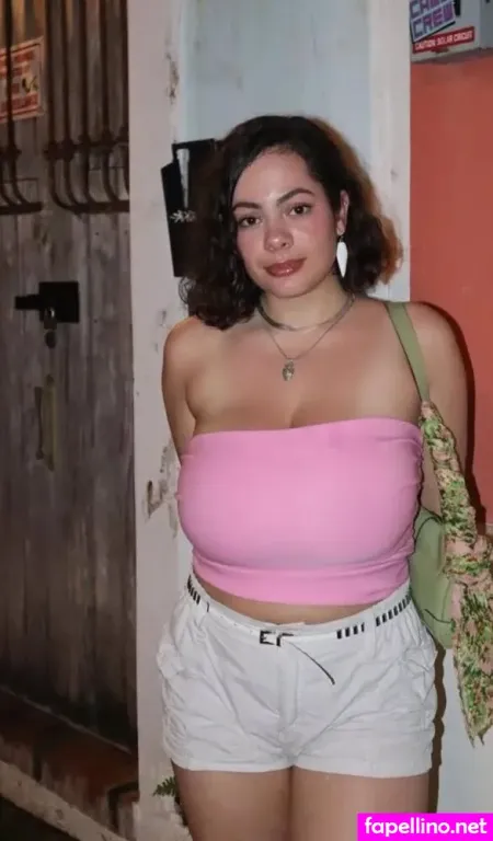 Helena Calabia OnlyFans Thumbnail #x2958g5izn