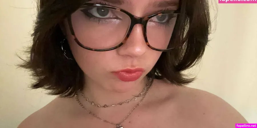 Helena Jadee OnlyFans Thumbnail #s7YN85vNLw