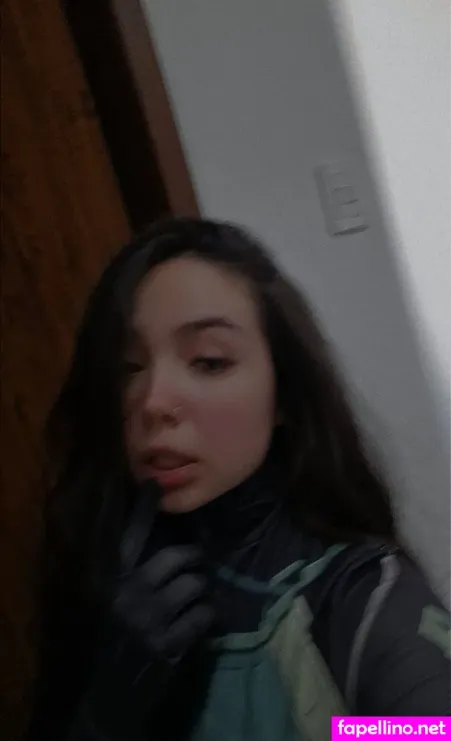 Helena Leao OnlyFans Thumbnail #3PJQUZlFnj