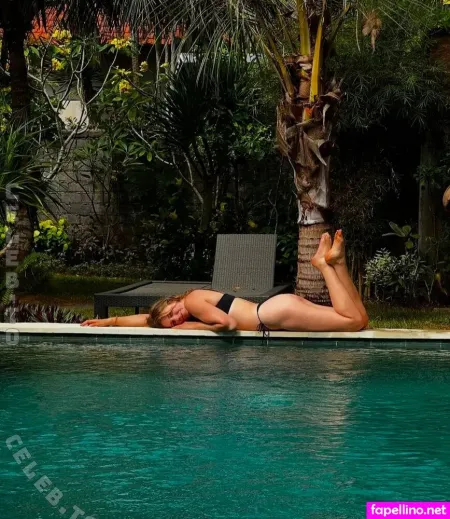 Helenaastoll OnlyFans Thumbnail #2ZQqsZ9Ja7