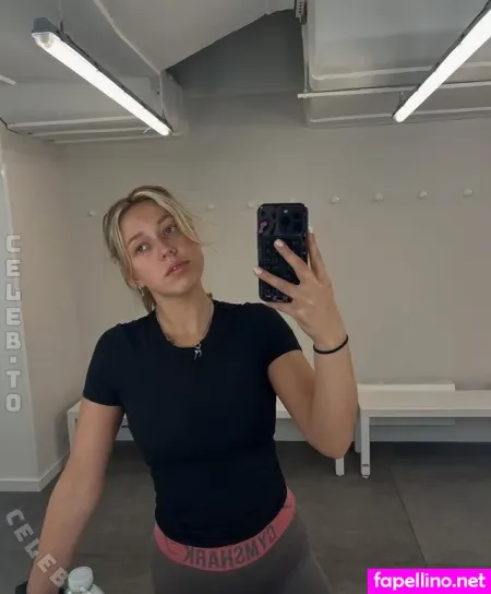 Helenaastoll OnlyFans Thumbnail #atWYicP6zl