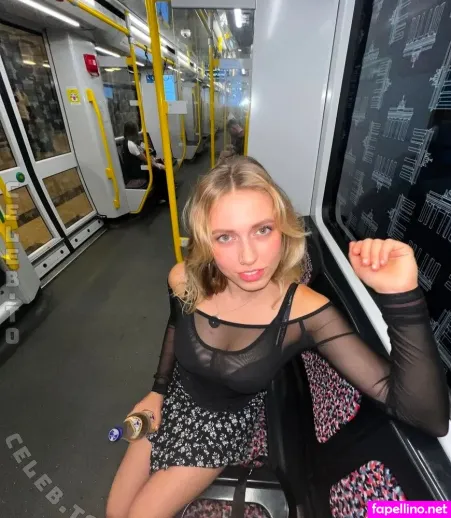 Helenaastoll OnlyFans Thumbnail #qVcMcYzjN9