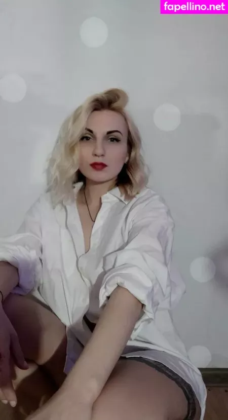 Helenadolphin OnlyFans Thumbnail #HviVA79tte