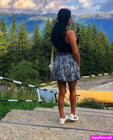 Helenahel OnlyFans Thumbnail #QWsC3lnuKj