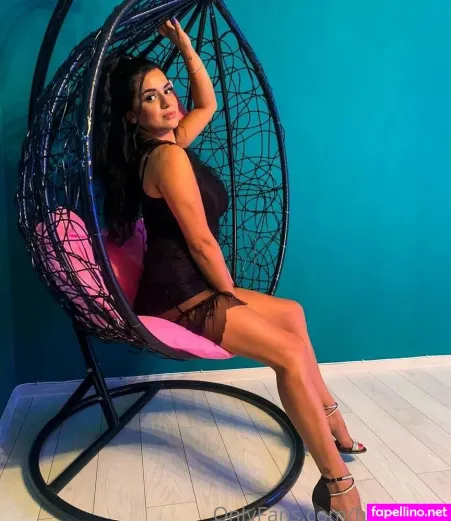 Helenahel OnlyFans Thumbnail #X48R3EBYoh