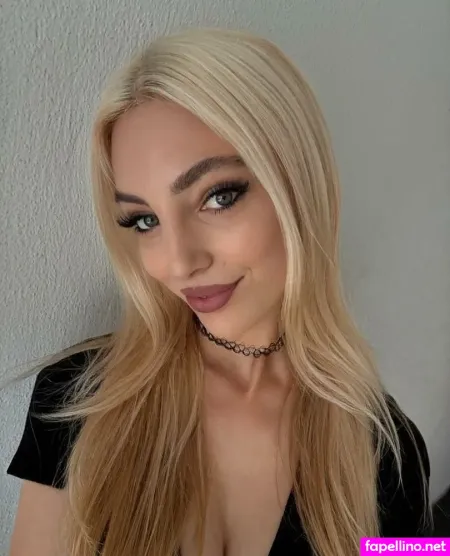 Helenakingsoul OnlyFans Thumbnail #g6lJdXPp1X